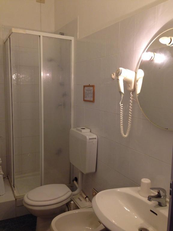 Albergo Villagrande Varazze Oda fotoğraf